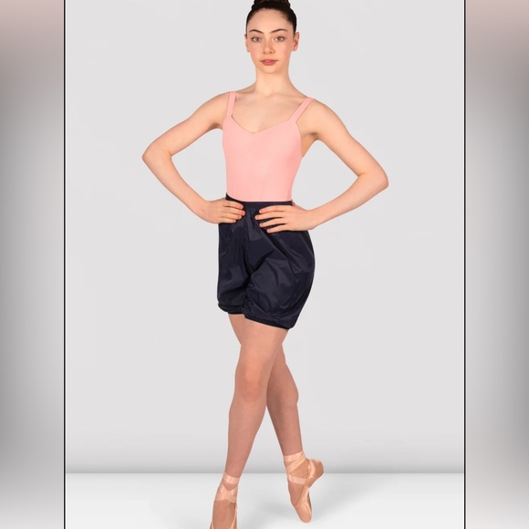 Bloch girls Ripstop shorts - Picture 4 of 4